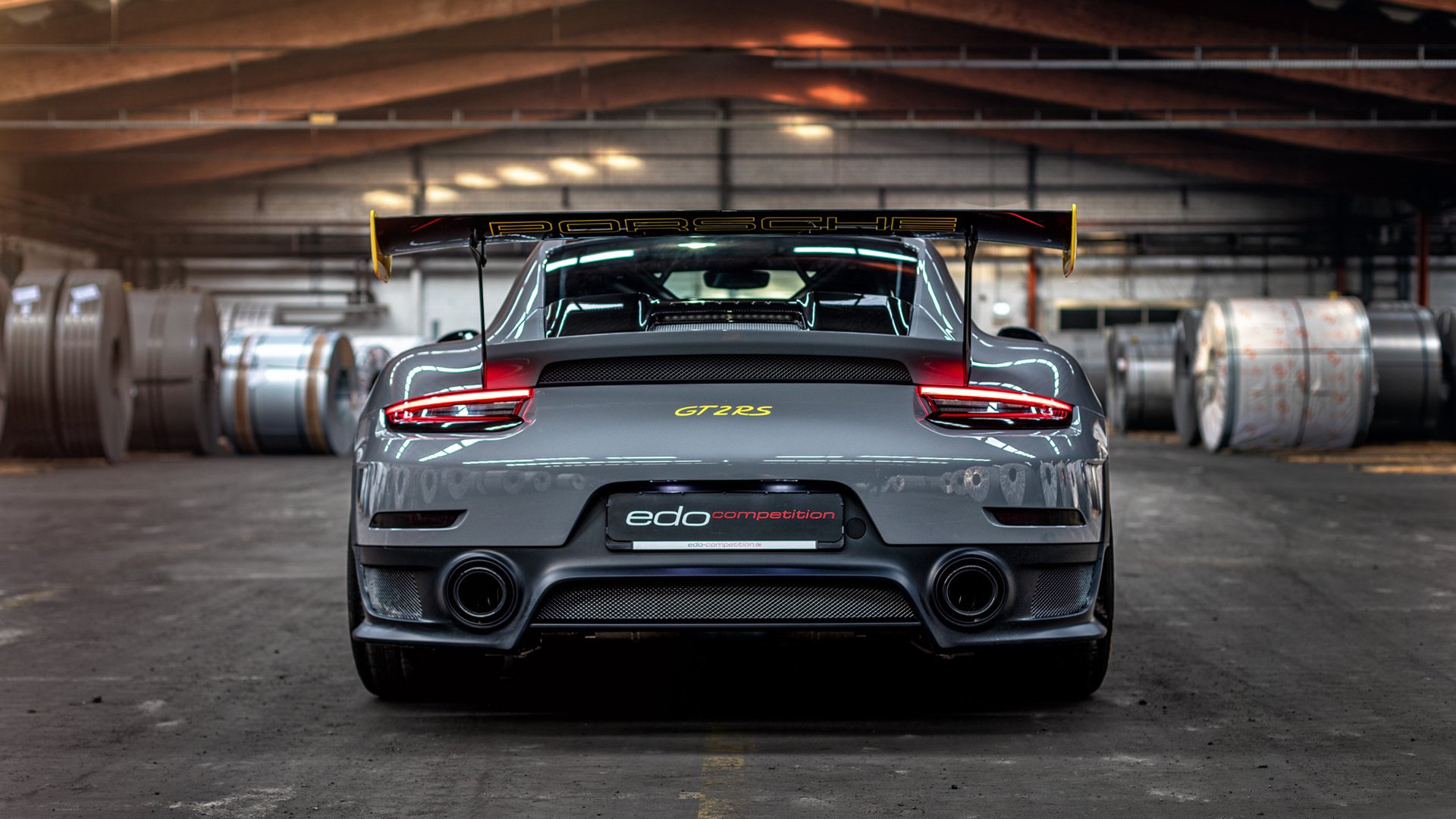 爱游戏体育官网-林丹称羽毛球推广更需要家庭参与，林丹羽毛球的地位